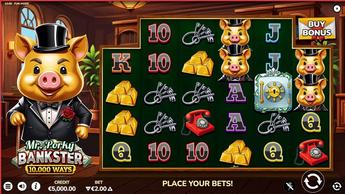 Mr. Porky Bankster 10,000 Ways slot game interface na nagtatampok ng gintong baboy sa isang marangyang opisina.